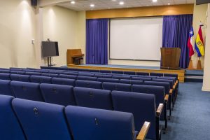 USM-edificios-salones-39